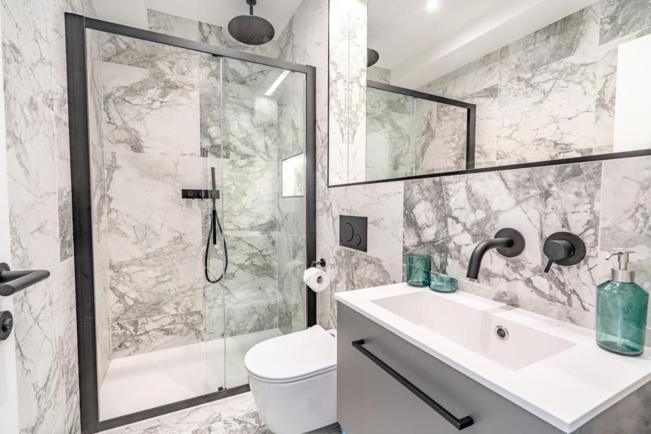 Modern & Chic One Bedroom Apartments In Fitzrovia By Sojo Stay Londres Exterior foto